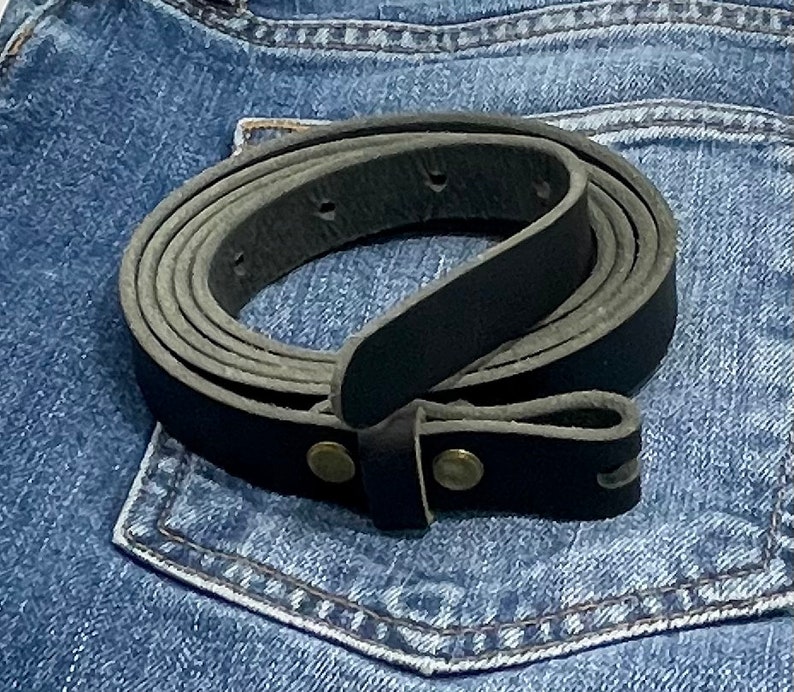 Narrow Womens Leather Belt 3/4 (19mm) Handmade  Leather Belt without buckle, Crazy Horse leather Buckleless leather belt Crazy Horse leather
Womens Leather Belt
Belt without buckle
Genuine leather belt
Buckleless belt
Leather belts
Leather Belt Strap