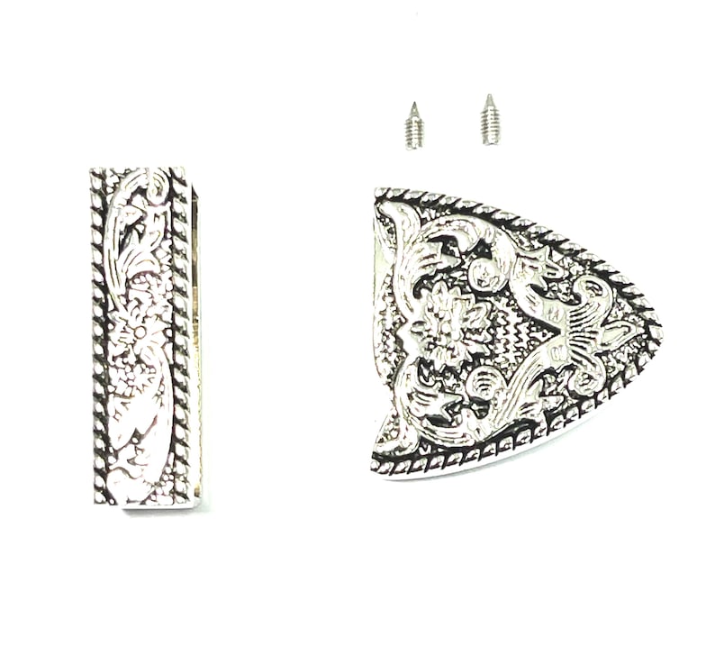Western belt buckle Antique Nickel finish Floral engrave Fits belts up to 1 1/2" (38 mm) Heavy solid