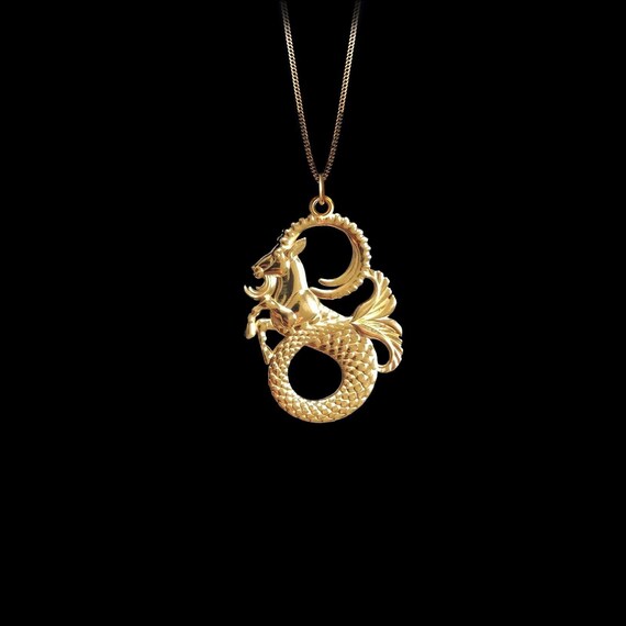14k gold capricorn pendant discount