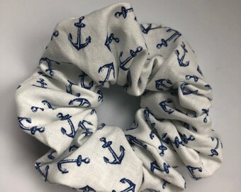 Anchor pattern scrunchie