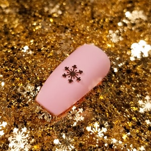 5mm Gold Toned Metal Snowflake Cabochons, Cute Nail Art Cabs, Charm Resin, Embellishment