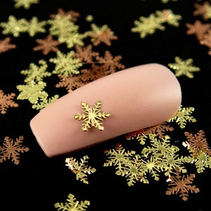5mm Gold Toned Metal Snowflake Christmas Cabochons, Cute Nail Art Cabs, Winter Holiday Frozen Resin Shaker Embellishments, Snowflake Cabs