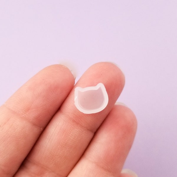 Tiny Cat Miniature Earring Stud Cabochon Silicone Mold, Resin Casting Mold For UV Resin, Embellishment Epoxy Nail Art Craft, Decoden Kitten