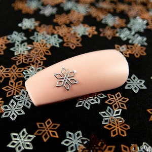 5mm Silver Toned Metal Snowflake Christmas Cabochons, Cute Nail Art Cabs, Winter Holiday Frozen Resin Shaker Embellishments, Snowflake Cabs