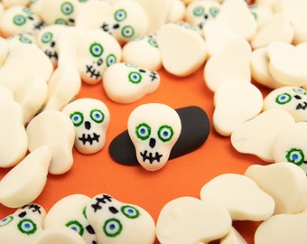 10 Miniature White Spooky Skull Cabochons, Resin Halloween Cabs, Shaker Mold Embellishments, Nail Art Charms Goth Slime, Victorian Dollhouse