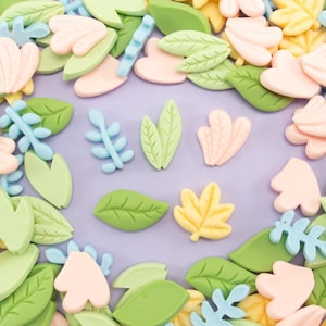 5 Assorted Pastel Floral Leaf Cabochons, Resin Flora Cabs, Mold Deco, Gardening Cabs, Slime Supplies, Dollhouse Autumn Vines, Cottagecore
