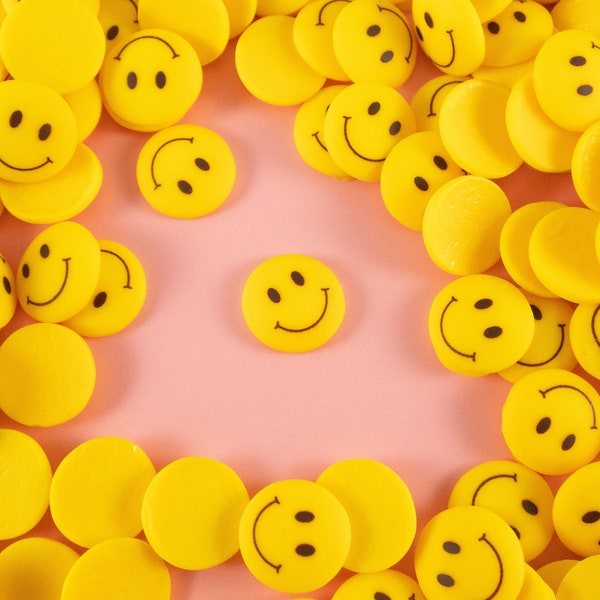 10 Yellow Smile Cabochons, 16mm Resin Character Cabochons, Shaker Mold Embellishment Bits, Slime Supplies, Resin Smile Cab, Tumbler cab