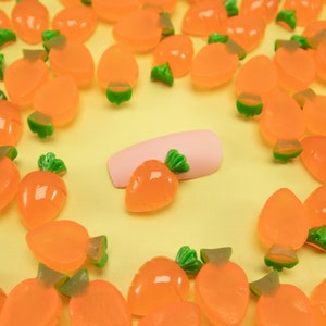 10 Miniature Carrot Cabochons, 15mm Resin Easter Cabochons, Shaker Mold Embellishment Shaker Bits, Nail Decoration, Slime, Dollhouse Food