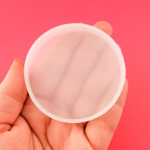 60mm Flat Round Circle Coaster Silicone Mold, Resin Casting Mold For UV Resin, Epoxy Keychain Jewelry Making, DIY Decoden Crafting Mold