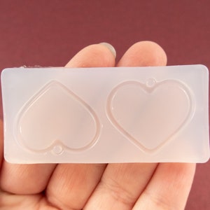 27mm Heart Pendant Silicone Charm Mold, Resin Casting Mold For UV Resin, Epoxy Keychain Jewelry Making, DIY Decoden Crafting, Heart Tag Mold