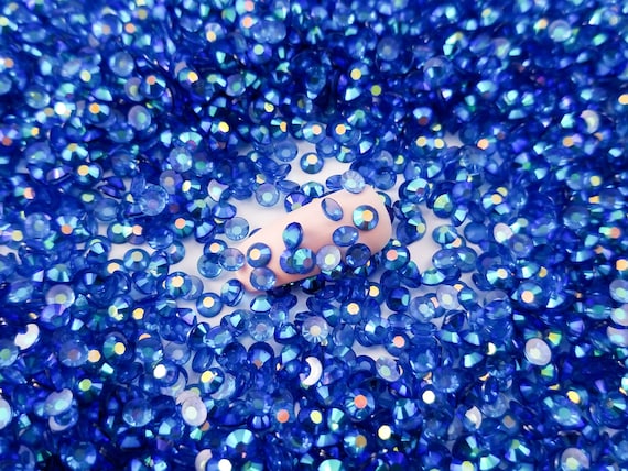 Resin Cab - Round Small, Blue AB Resin Cab - Round Small, Blue AB