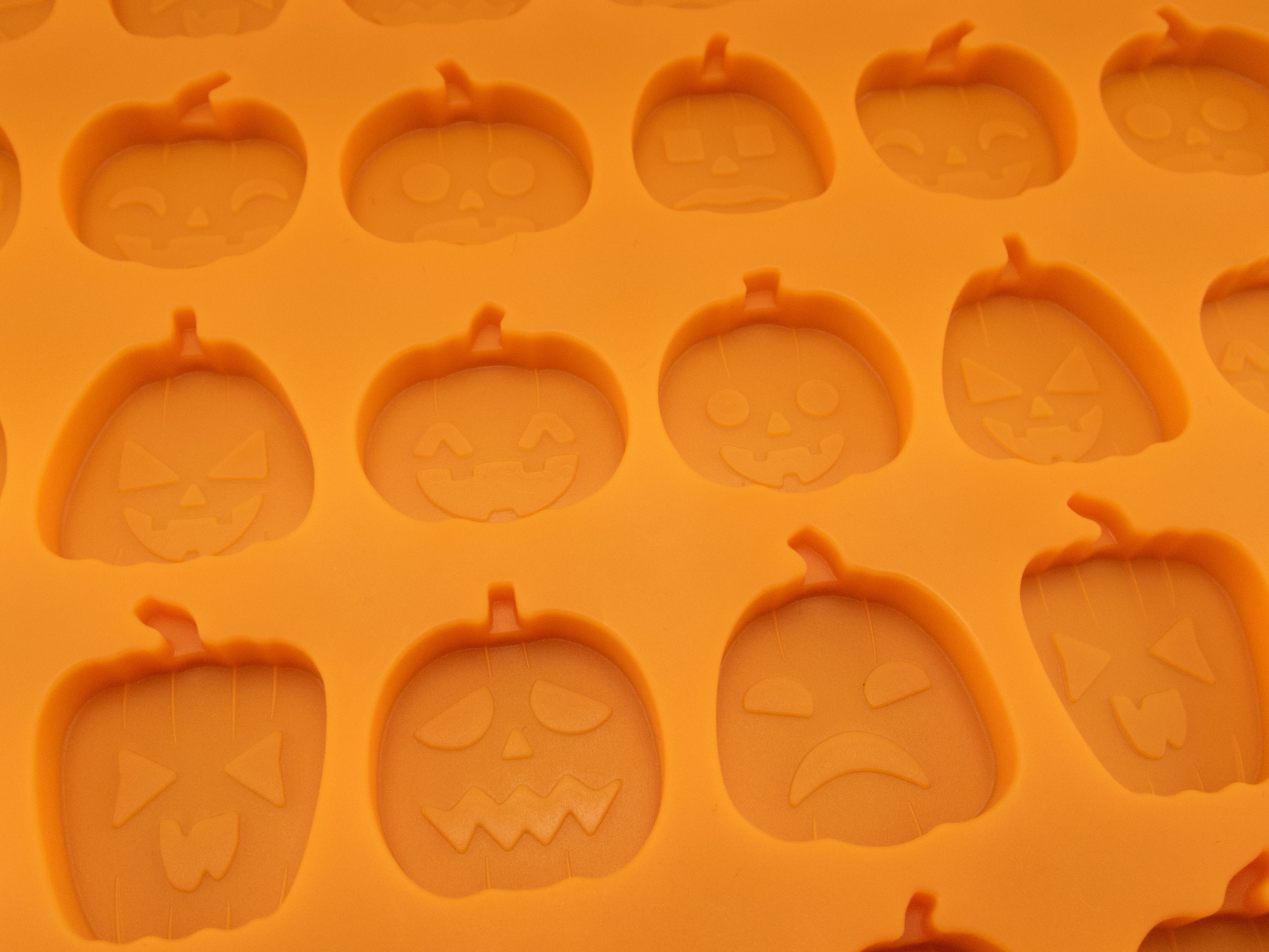 60 Cavity Pumpkin Mold Assorted Food-grade Halloween Mold for - Etsy