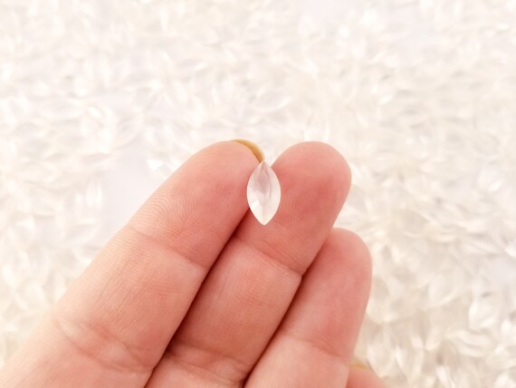 Resin Cab- Horse Eye Small - Crystal Resin Cab- Horse Eye Small - Crystal
