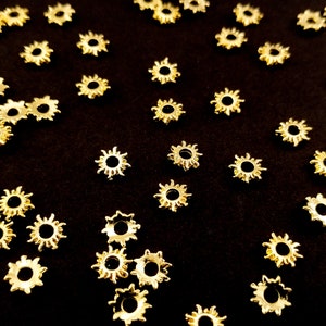 10 Pieces 8mm Gold Toned Metal Sun Rays Cabochons, Cute Nail Art Cabs ...