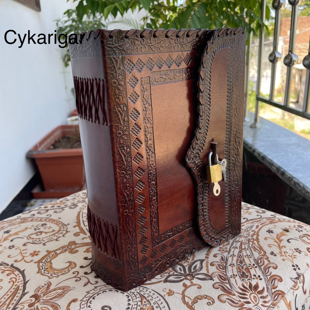 Handmade Journal With Lock and Key, Personalized Diary With Lock and