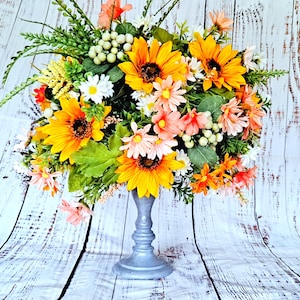 Sunflowers centerpiece, Sunflowers, Spring centerpiece, Fall centerpiece, Spring decor, Table decor, Summer Artificial Flower Arrangement,