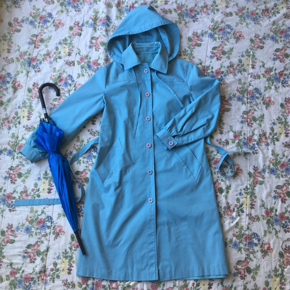 80s-90s Light Blue Trench Coat with Removeable Hoo