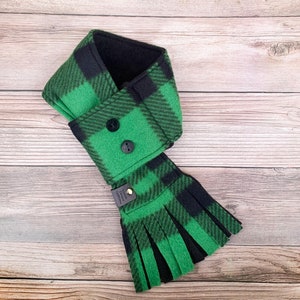 Green Plaid Dog Scarf, Christmas Dog Scarf, Fleece Dog Scarf, Winter Dog Scarf, Christmas Gift for Dog, Dog Gifts for Dog