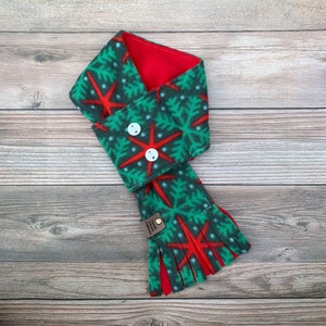 Christmas Dog Scarf, Winter Dog Scarf, Red and Green Dog Scarf, Fleece Dog Scarf, Pet Neckwear, Dog Gifts for Dogs, Christmas Gift for Dog