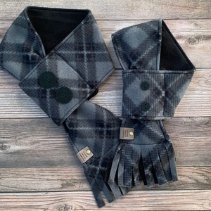 Black Dog Scarf, Gray Dog Scarf, Winter Dog Scarf, Christmas Dog Scarf, Fleece Dog Scarf, Dog Gifts for Dogs, Christmas Gift for Dog