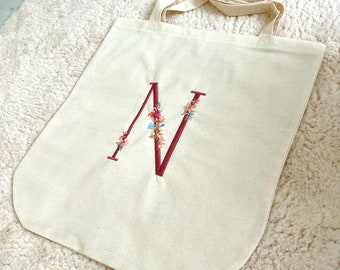 Fabric bag with embroidery personalized flowers jute bag gift with name letters