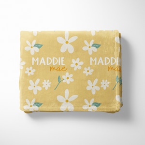 Daisy Girl Name Blanket, Baby Blanket, personalized baby blanket, personalized gifts for baby, baby gift, Daisy Flower Blanket, Girl Gift