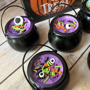 Halloween Bath Bomb Cauldron Bath Bomb Kids Halloween Trick Or Treat Halloween Party Favor Kids Bath Bomb Trick or Treat Gift image 4