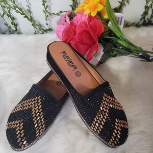 Women slippers