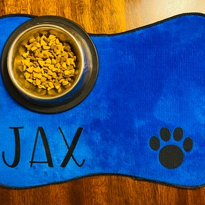 Dog Food Mat - Non-skid Placemat with Raised Edge for Dog or Cat