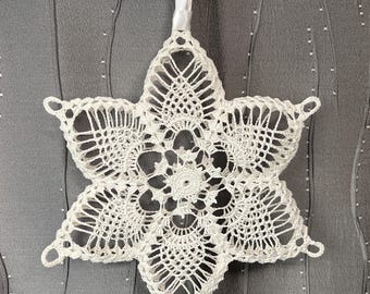 PDF Pattern 3D Snowflake Wreath Crochet Unique Handmade Christmas Vintage Traditional Decor