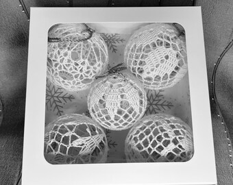 Christmas Gift Box with Crochet Baubles Christmas Tree Ornament Decor Gift Vintage Traditional Original Unique
