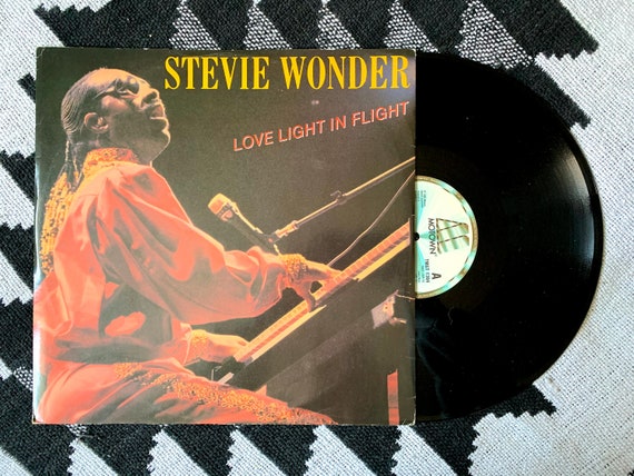 Mindre end indarbejde gyde Stevie Wonder Love Light in Flight Vinyl Record 12 Maxi - Etsy Australia