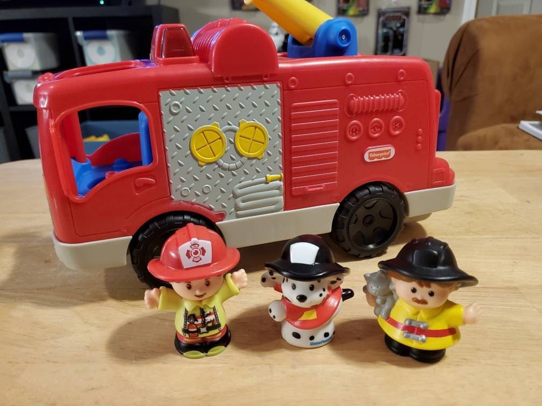 Fisherprice Little People Firetruck Rescue W/ 3 Figures Lot28 USED Etsy