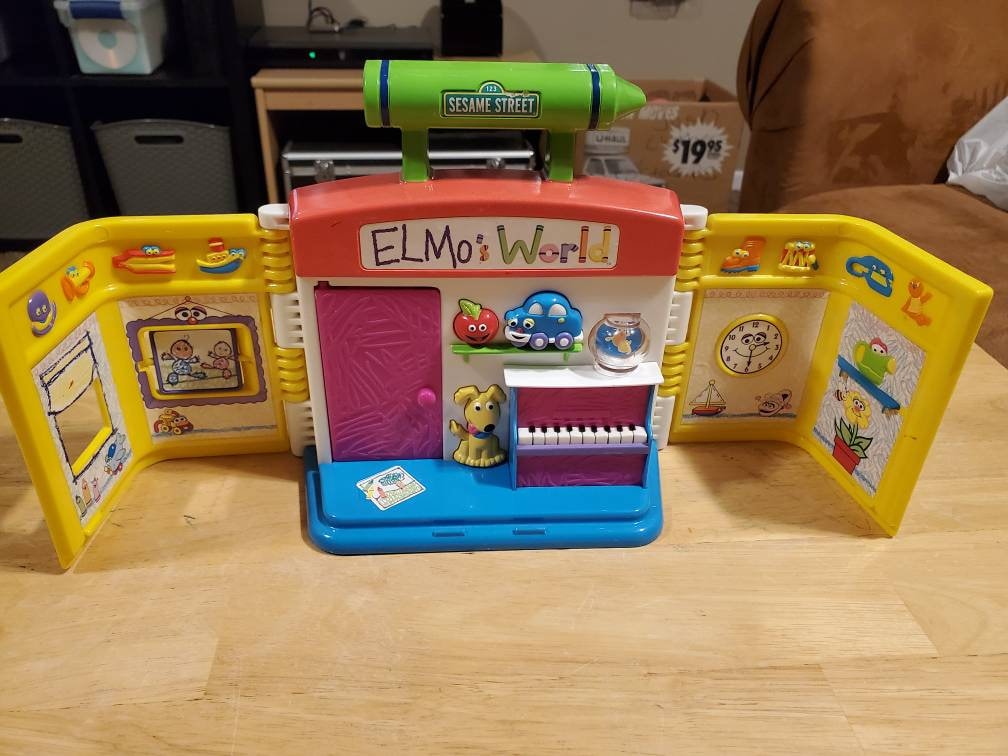 Elmo's world playset hot sale