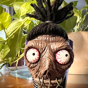 Shrunken Head Guy (Indoor Planter)