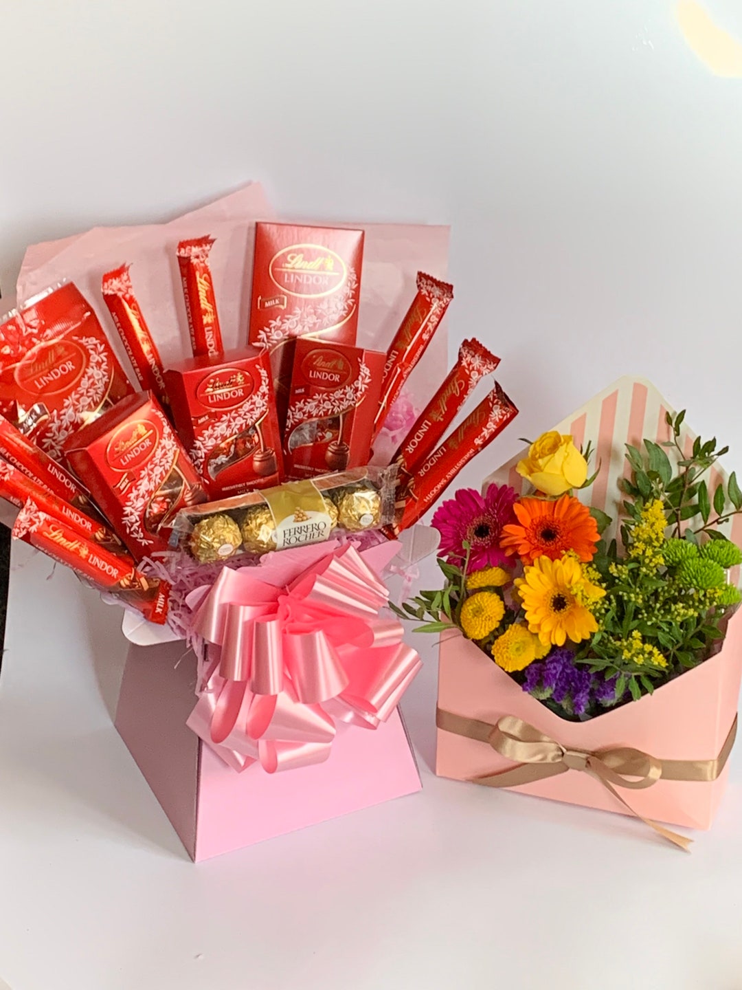 XL Lindor Chocolate Bouquet & Fresh Real Flowers Package. Etsy