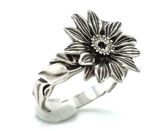 Sunflower Ring - Handcrafted Sterling Silver Flower Ring, Daisy-Inspired Floral Jewelry, Summer or Witchy Gift