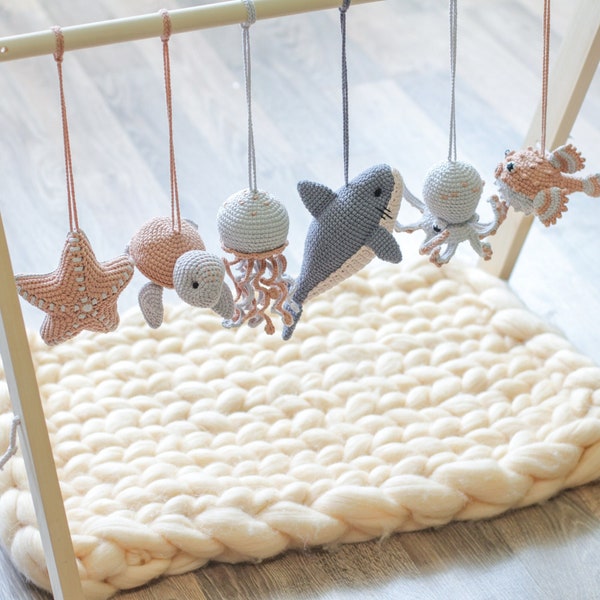 Baby play gym ocean. Baby gym hanging toy. Beach baby play gym toys. Hanging toys: Shark, Turtle, Jellyfish, Octopus, Puffer fish, Starfish