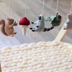 Woodland baby gym, baby play gym forest, baby gym hanging toy