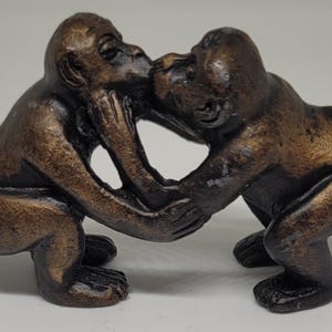 Japanese Netsuke kissing monkeys