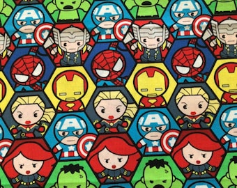Tissu Fat Quarter pour bébés Avengers