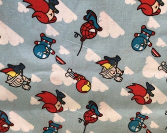 Tissu bébé Avengers sur fond bleu, 1/2 mètre