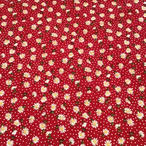 Daisies Fabric by the 1/2 Yard