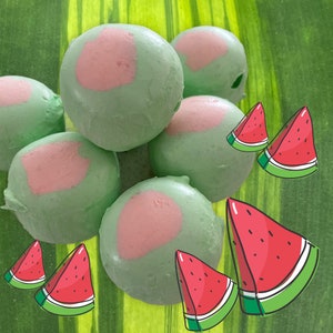 Sci-Fi Foods UK Freeze Dried Watermelon Salt Water Taffy as seen at COMICON