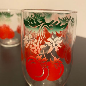 Vintage Juice Glasses with Tomatoes on vines, Set of 5, Retro, Barware, Drinkware, Bloody Mary’s