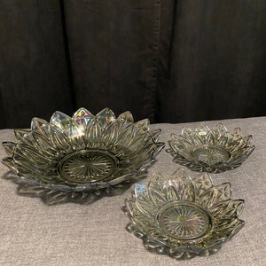 vintage Grey Iridescent Carnival Glass Bowls, Petal Pattern, Federal Glass, Candy Dish, Set of 3, Serving Bowls