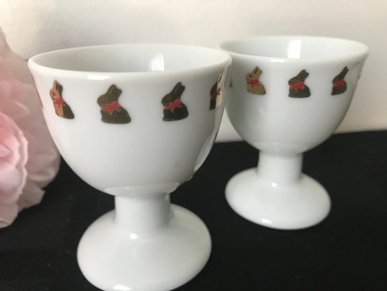 Juego de 2 hueveras de edición limitada con forma de conejito de Pascua de Lindt, de Thomas Rosenthal Group, Alemania imagen 5