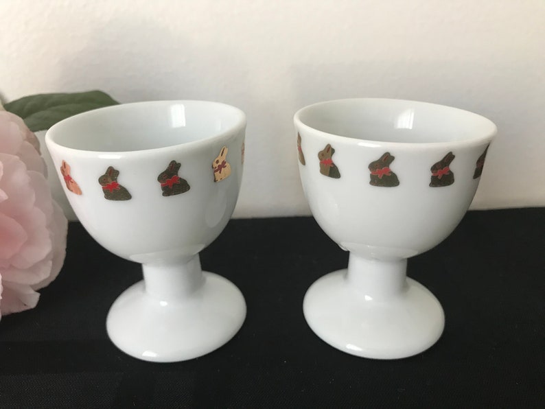 Juego de 2 hueveras de edición limitada con forma de conejito de Pascua de Lindt, de Thomas Rosenthal Group, Alemania imagen 3