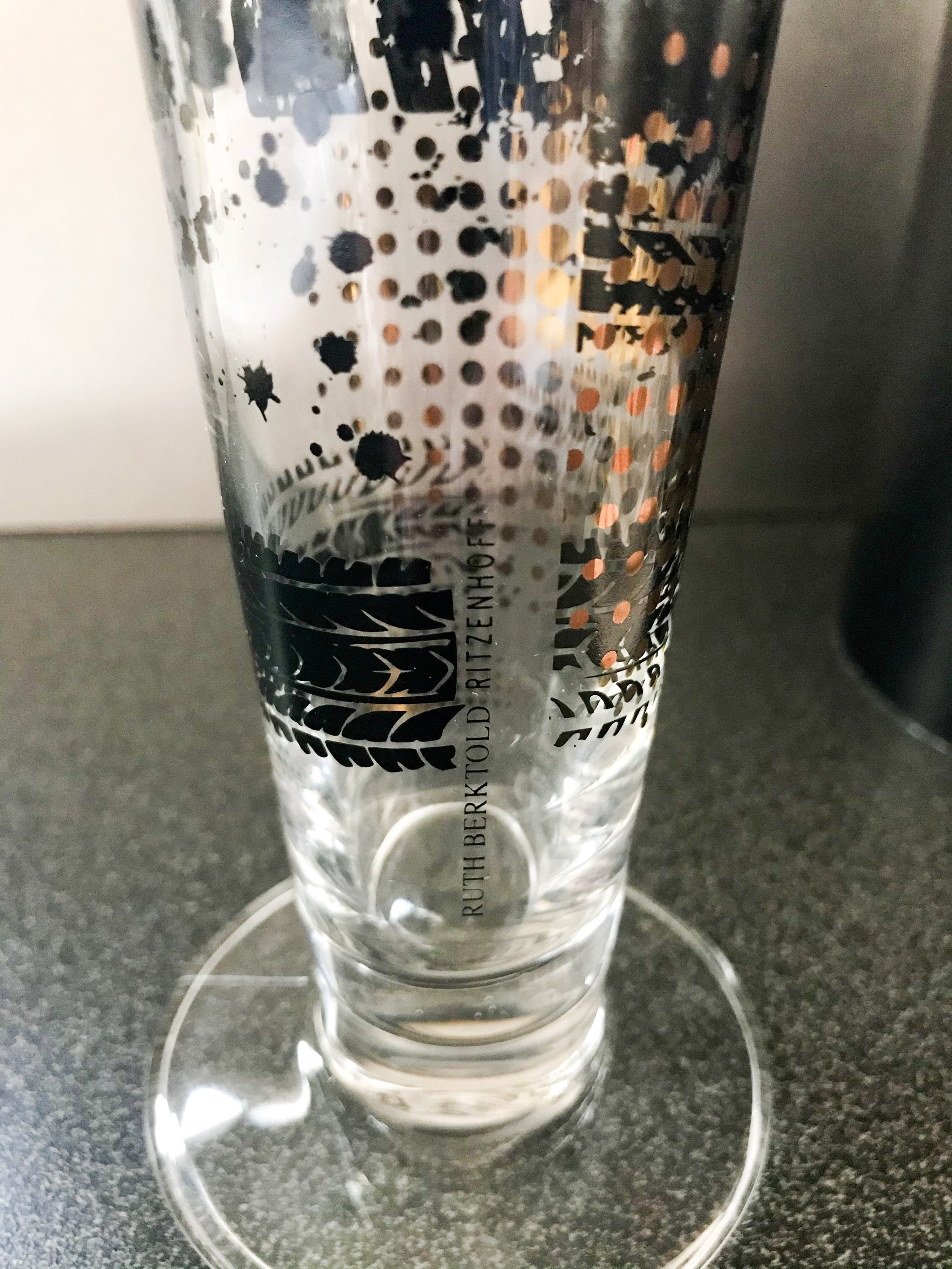 リッツェンホフ ルース・ベルクトルド ブラックラベル ビール