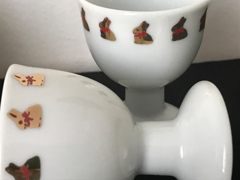 Juego de 2 hueveras de edición limitada con forma de conejito de Pascua de Lindt, de Thomas Rosenthal Group, Alemania imagen 6